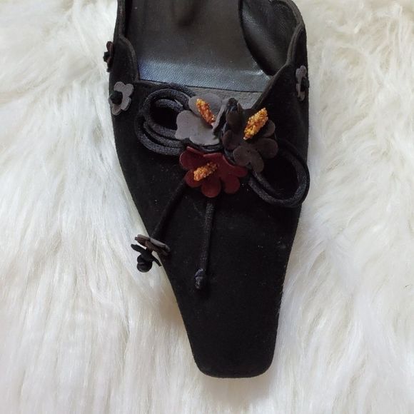 Stuart Weitzman Suede Embellished Mules 7.5 - Picture 4 of 6